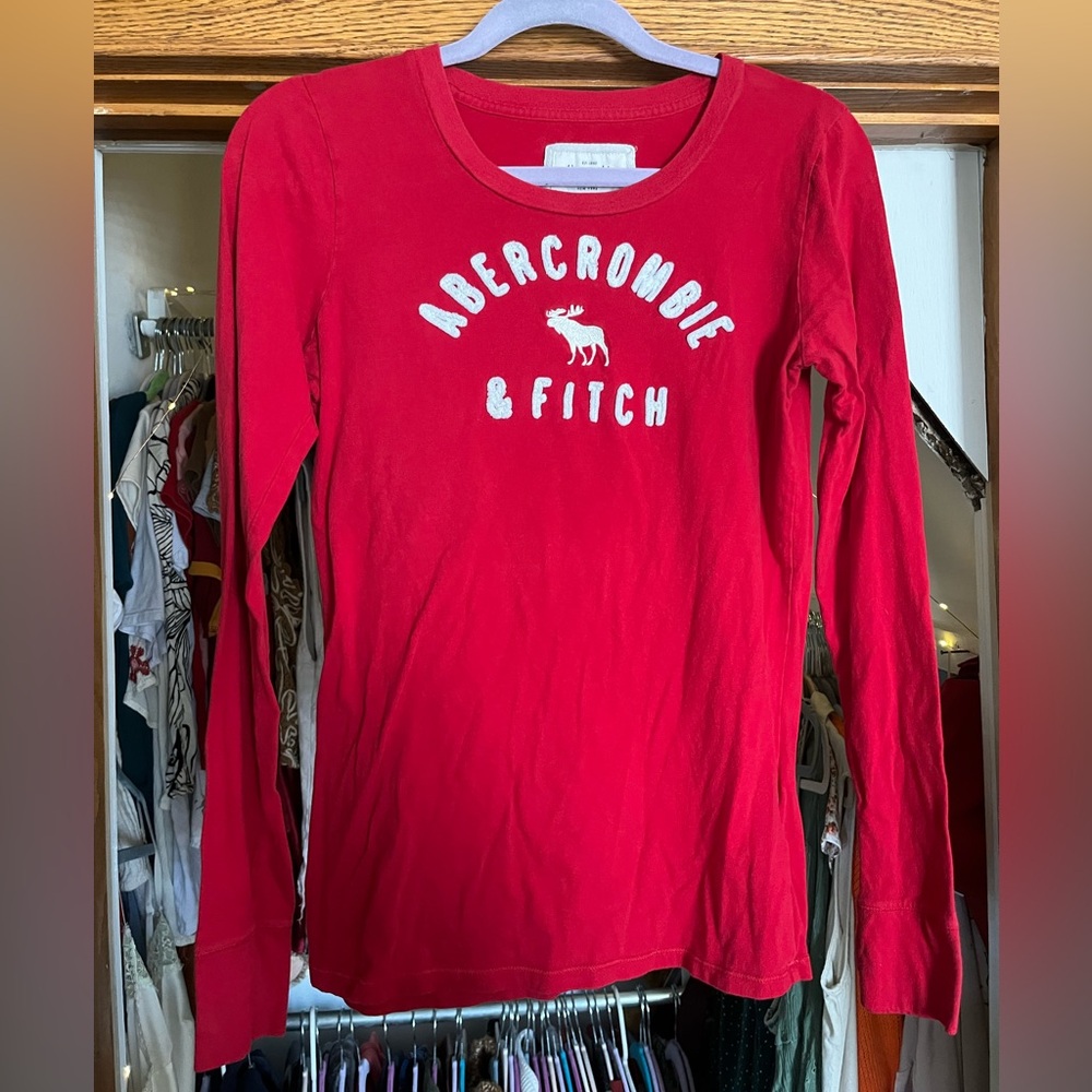 long sleeved t-shirt